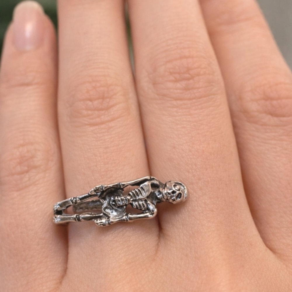 Skeleton ring size 7.25